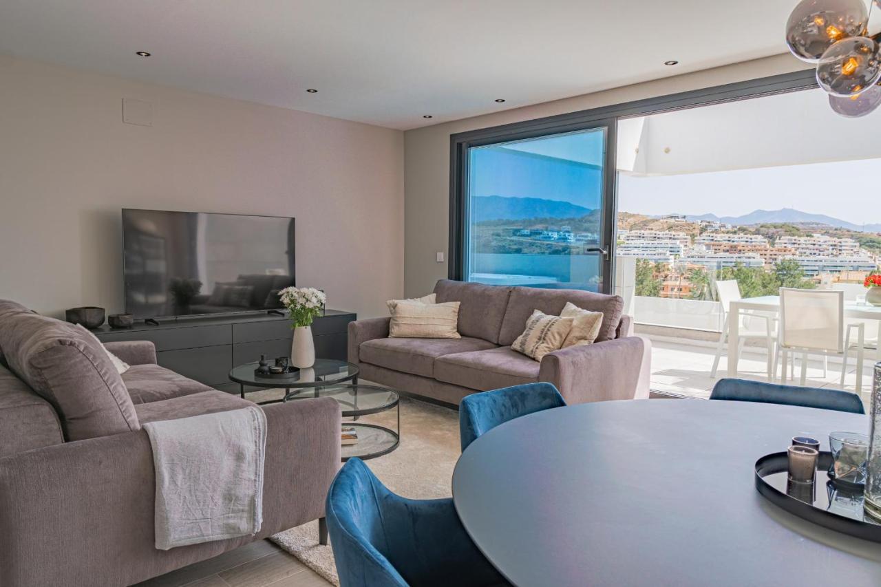 Ferienwohnung Magnificent Frontline Golf Penthouse In Navigolf La Cala De Mijas Exterior foto